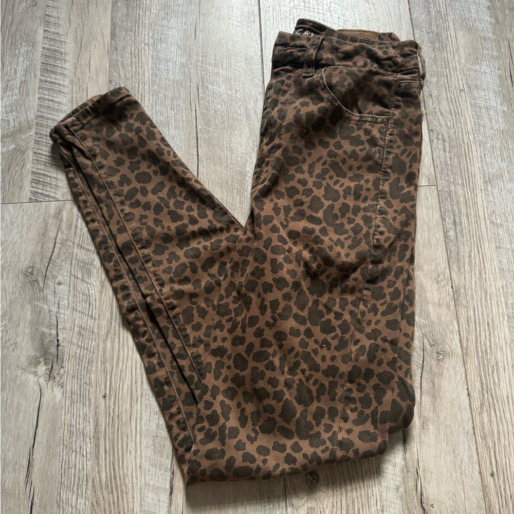 American Eagle Cheetah Print Pants